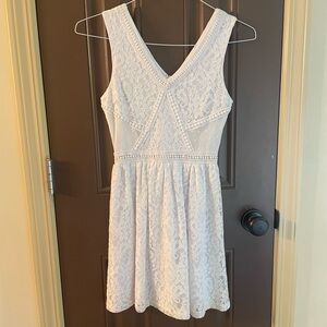 Francesca's Mi Ami Womens White Lace Sleeveless Sundress V-Neck Mini NWT